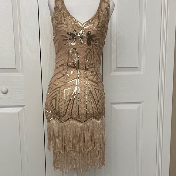 Babeyond Dresses & Skirts - 1920s-Inspired Sequined Fringe Midi Dress XS